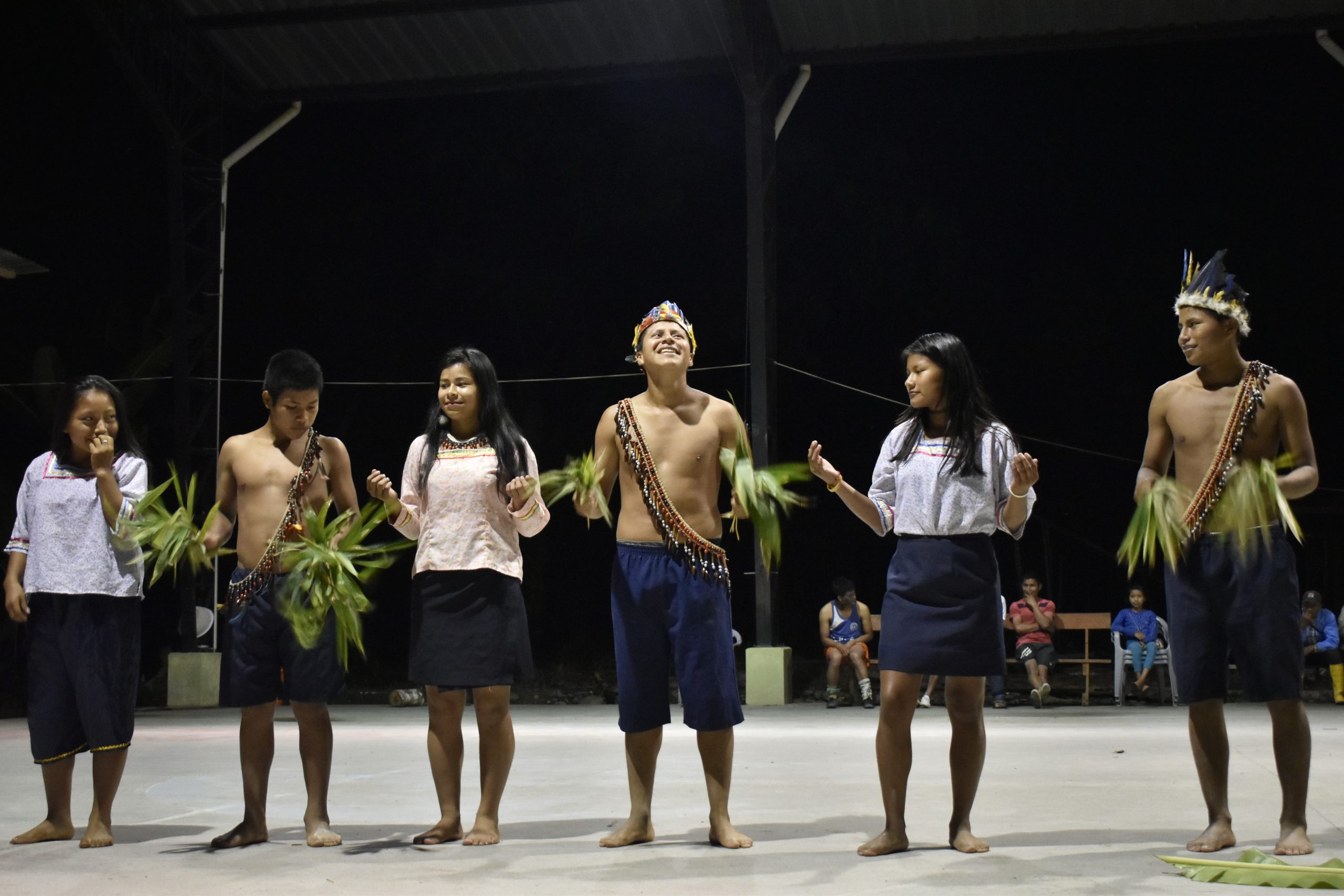 school_expedition_ecuador_scuba_traditional_dancing