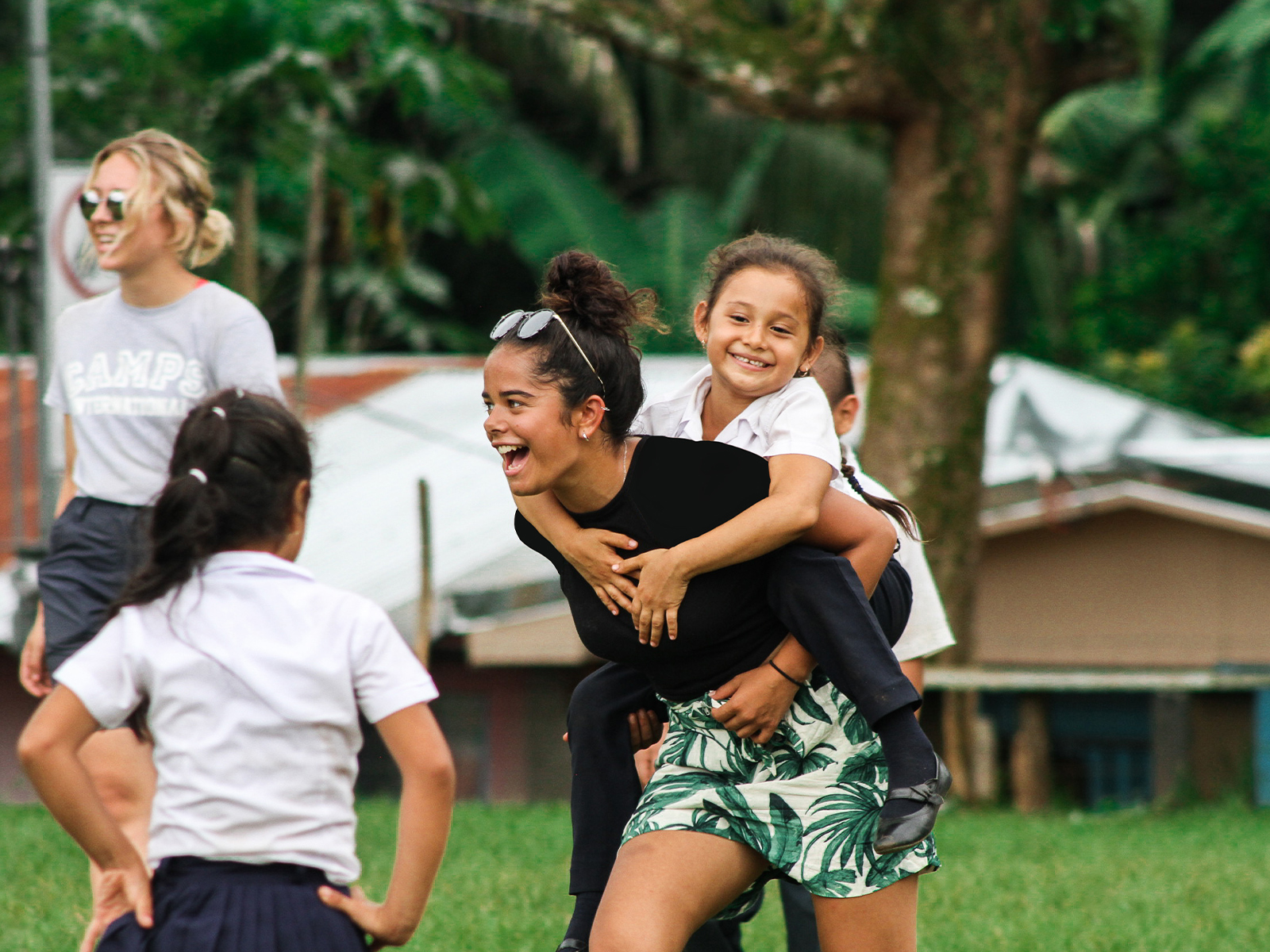 school_expedition_costa_rica_impact_playing_with_locals
