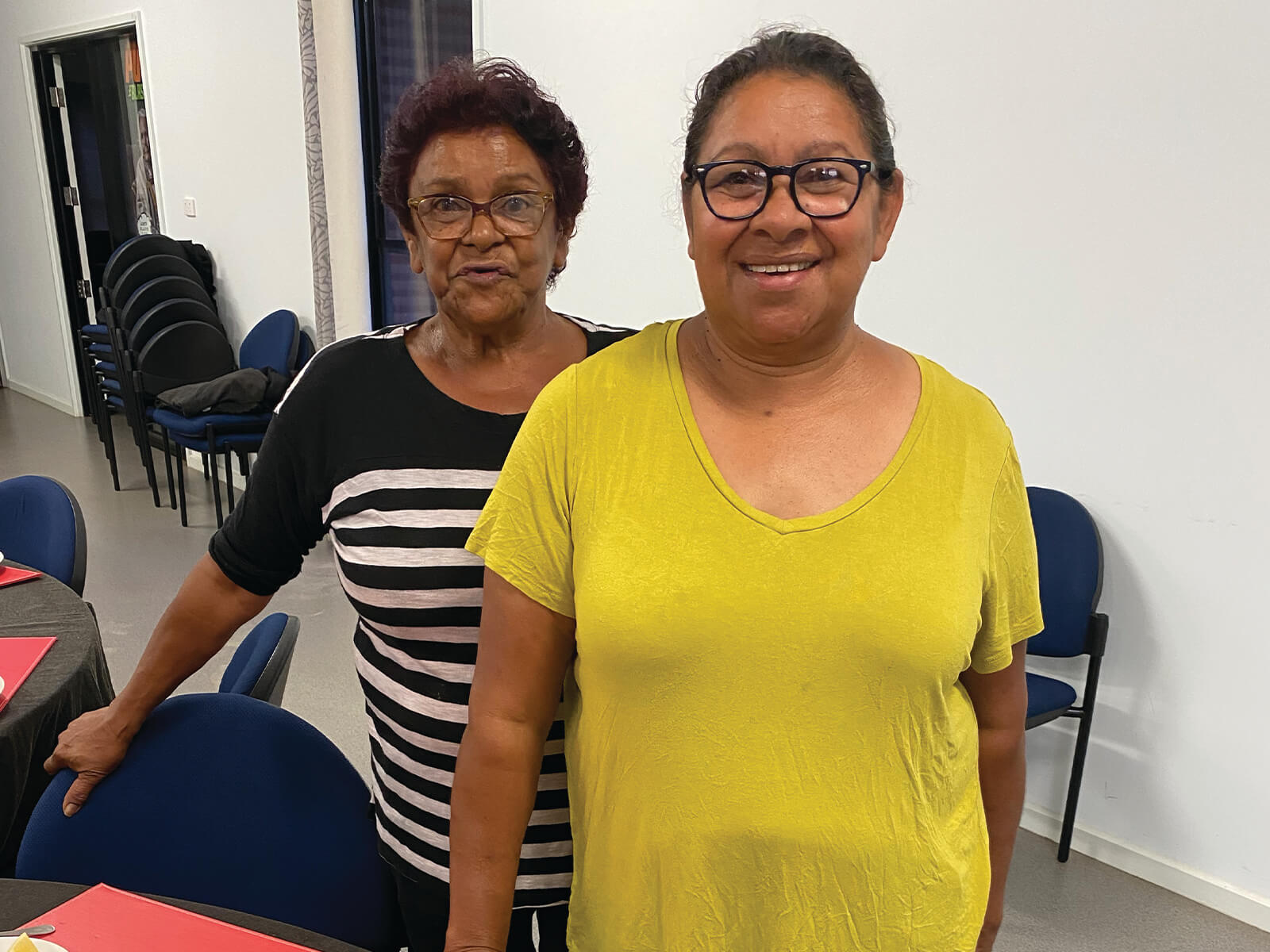 school_expedition_australia_indigenous_expedition_kitchen_ladies
