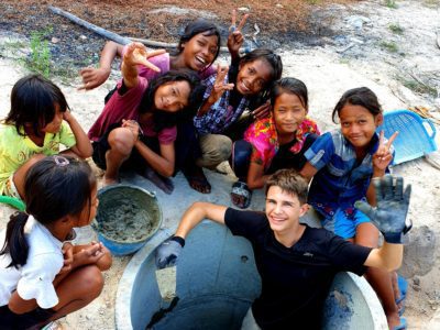 cambodia_encouragment-from-local-children_projects_leanne-wrightson-copy-2